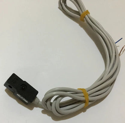 1PC SMC D-B54 Magnetic Switch DB54 Free Shipping
