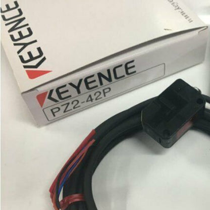 Keyence PZ2-42P Photoelectric Sensor PZ242P 1PC Free Shipping