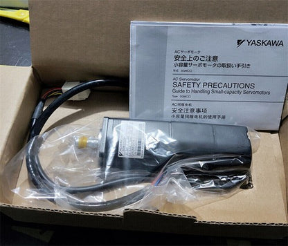 Yaskawa SGM-01AW12 Servo Motor 1PC ping SGM01AW12