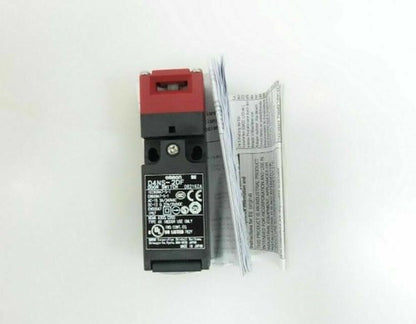 OMRON D4NS-2DF Safety Door Switch D4NS2DF  Free Shipping One