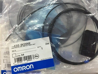 Omron E32-DC200E Photoelectric Switch Fiber Unit E32DC200E One Free Shipping