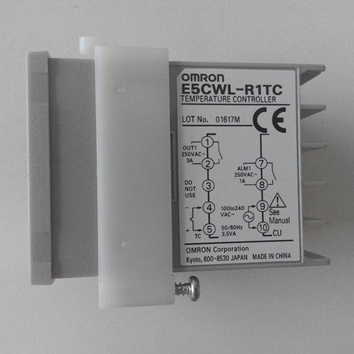 Omron E5CWL-R1TC Temperature Controller One Free Shipping E5CWLR1TC