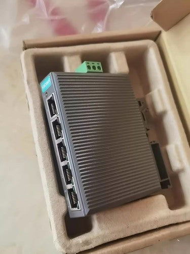 1PC  Moxa EDS-205 55-port Non-network Management Ethernet Switch EDS205