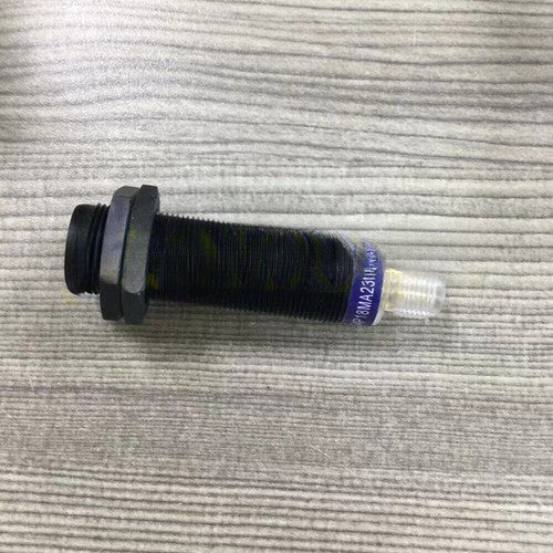1PC Schneider XS4P18MA230K Proximity Sensor Free Shipping