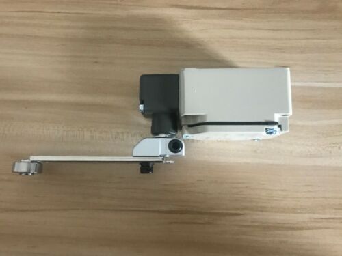 Omron WLCA12-2N-N Limit Switch - 1pc New in Box - OMRON