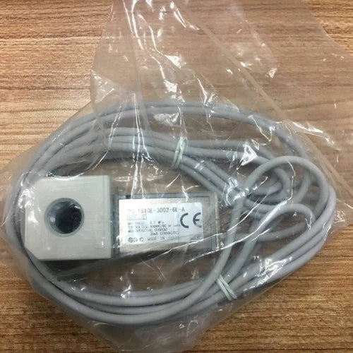 1PC SMC 3C-IS10E-3002-6L-A pressure switch Free Shipping