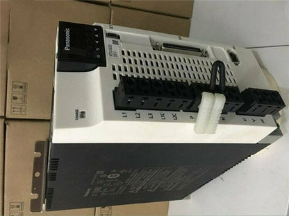Panasonic MEDLN83SE Servo Drive 1PC ping