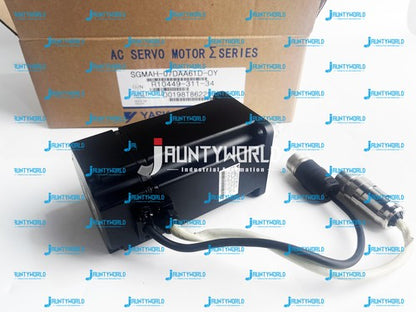 new Yaskawa SGMAH-07DAA61D-OY Servo Motor