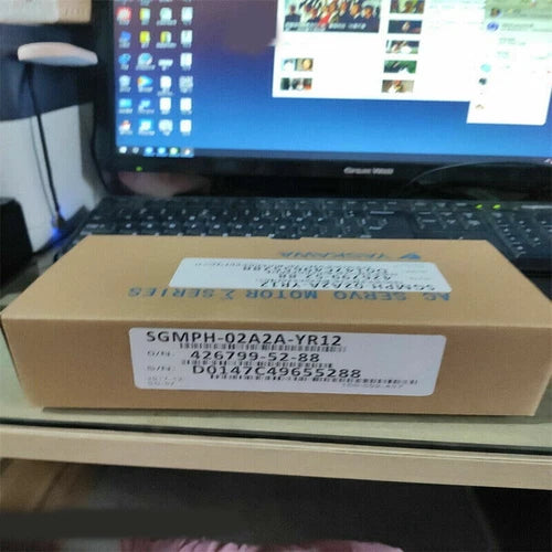 Yaskawa SGMPH-02A2A-YR12 Servo Motor 1PC SGMPH02A2AYR12