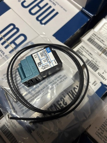 MAC 35A-B00-DBCA-1BA Solenoid Valve One 35AB00DBCA1BA