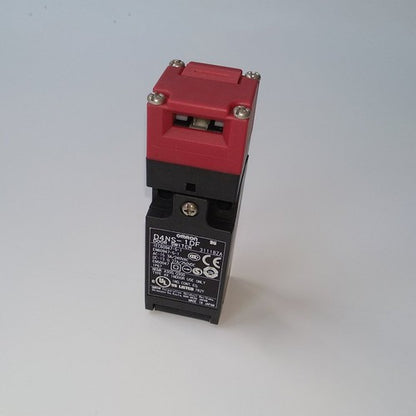 OMRON D4NS-1DF Safety Door Switch D4NS1DF One Free Shipping