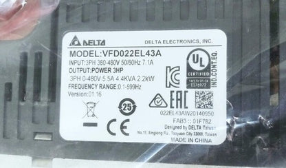 One Delta VFD022EL43A Frequency Converter 380V 2.2KW ping
