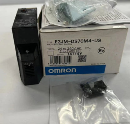 Omron E3JM-DS70M4-US Photoelectric Switch  One Free Shipping E3JMDS70M4US