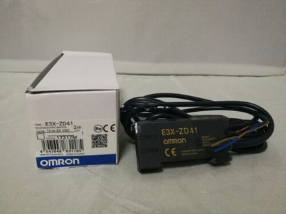 Omron E3X-ZD41 Photoelectric Switch 12-24VDC - New in Box - OMRON
