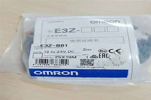 Omron E3Z-B61 Photoelectric Switch Sensor Free Shipping One E3ZB61