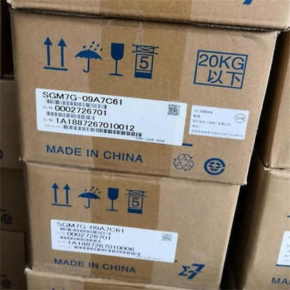 Yaskawa SGM7G-09A7C61 Servo Motor 1PC ping SGM7G09A7C61