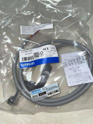 new Omron D4C-1220 General Purpose Limit Switch - OMRON