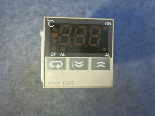 E5CS-Q1KJX 1PC Omron E5CS-Q1KJX Temperature Controller Free Shipping