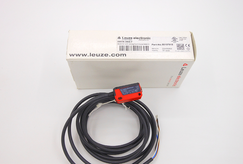 1PC  LEUZE HRTR3B/2.7 DIFFUSE SENSOR IN BOX