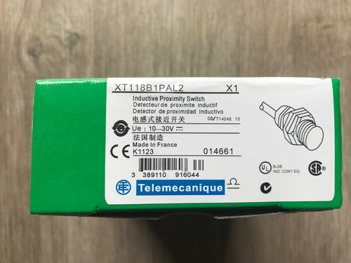 1PC XT118B1PAL2 Proximity Switch Free Shipping
