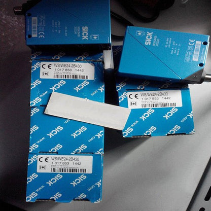 SICK WS/WE24-2B430 Sensor  One ping WS/WE242B430