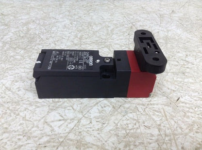 OMRON D4NS-2BF Door Switch D4NS2BF  One Free Shipping