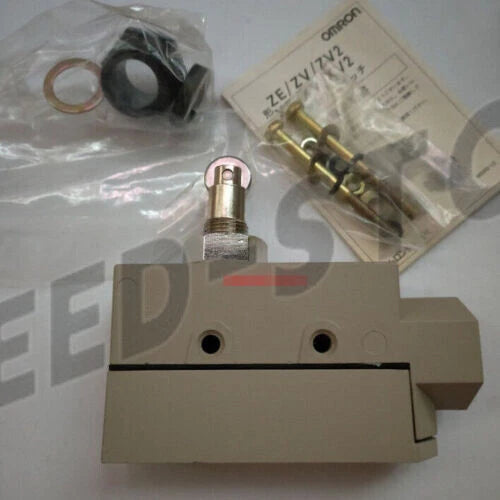 1PCS Omron ZE-Q22-2S Limit Switch Side Mount ZEQ222S