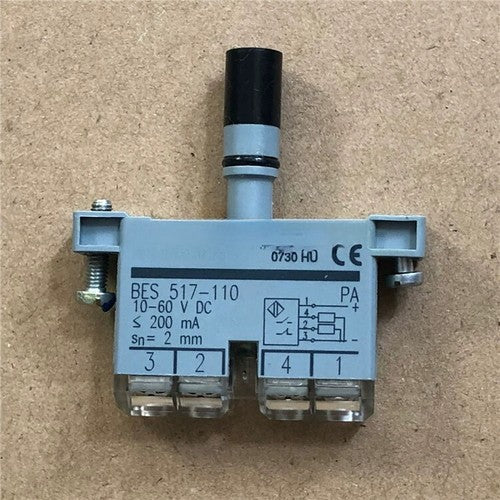 BALLUFF BES 517-110 Inductive Proximity Sensor BES02MM One Free Shipping