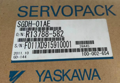YASKAWA SGDH-01AE AC Servo Drive