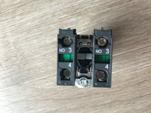1PC Schneider XB4BD33 Selector Switch Free Shipping