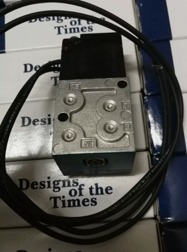 MAC 45A-AC1-DDAA-1BA Solenoid Valve One 45AAC1DDAA1BA Free Shipping