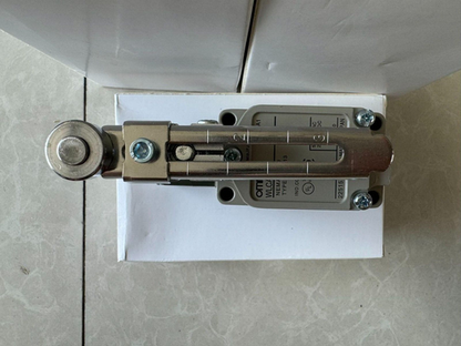 1PC Omron WLCA12-2N Limit Switch Free Shipping WLCA122N