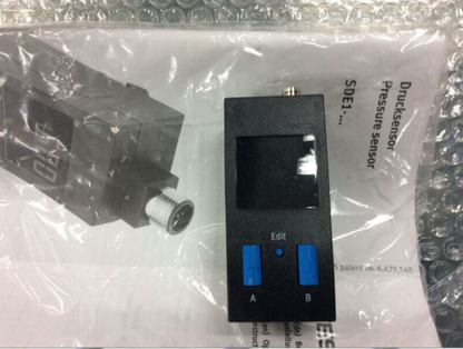 Festo SDE1-D10-G2-H18-C-P1-M8 192030 Pressure Sensor One Free Shipping