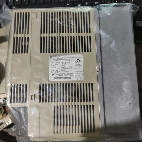 Yaskawa SGDB-10ADS SGDB10ADS Servo Driver 1PC ping