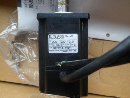 1PC Yaskawa SGM-02A312 Servo Motor ping SGM02A312