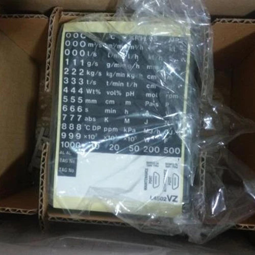 Yokogawa UT35A-000-11-00 Temperature Controller 1PC UT35A0001100