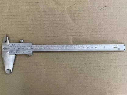1Pcs Mitutoyo 530-114 Vernier Caliper 0-200mm 0.05mm