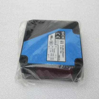 SICK WL280-2R4331 Sensor One Free Shipping WL2802R4331