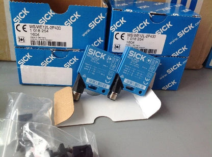 SICK WS/WE12L-2P430 Photoelectric Sensor One ping