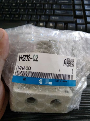 1PC SMC VH202-02 Manual Valve VH20202 Free Shipping