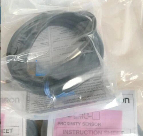 Omron E2A-S08KN04-WP-B2 Proximity Sensor One Free Shipping E2AS08KN04WPB2