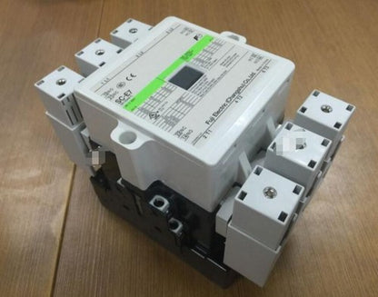1PC Fuji AC contactor SC-E7 220V SCE7  ping