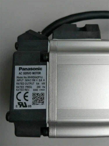 Panasonic MHMD042P1U Servo Motor 1PC ping