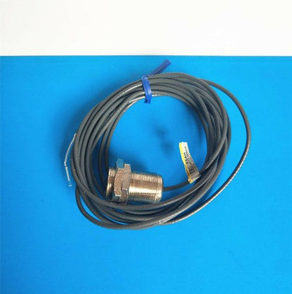 Omron E2C-X5AH Proximity Switch One E2CX5AH Free Shipping