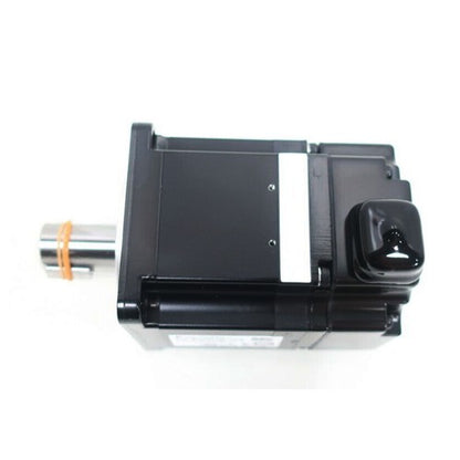 1PC Yaskawa SGMAV-02A3A61 Servo Motor