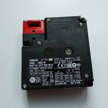OMRON D4NL-1HDG-B Safety Door Switch D4NL1HDGB One Free Shipping