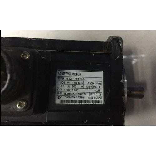 Yaskawa SGMG-03A2AB Servo Motor 1PC ping SGMG03A2AB