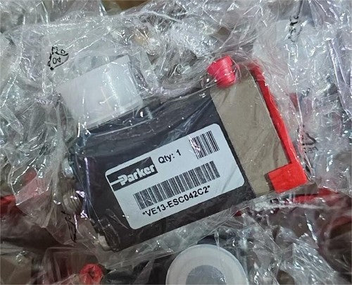 1PC  Parker VE13-ESC042C2 Pneumatic valve ping