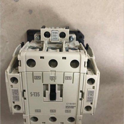 1PC Mitsubishi S-T35 AC200V ST35 Contactor Free Shipping