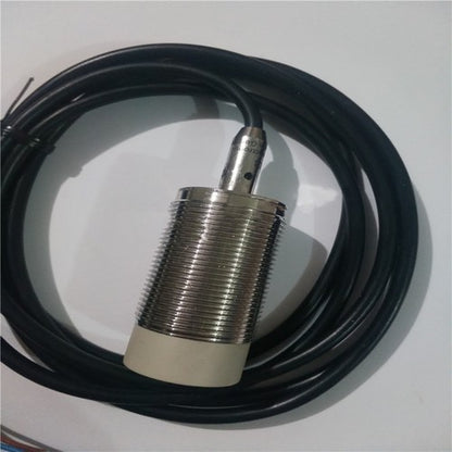 IFM IIM203 Proximity Switch One Free Shipping